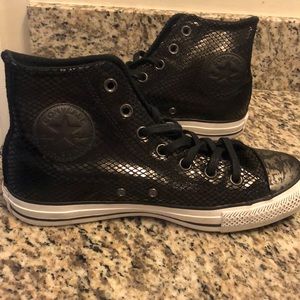 Converse limited edition